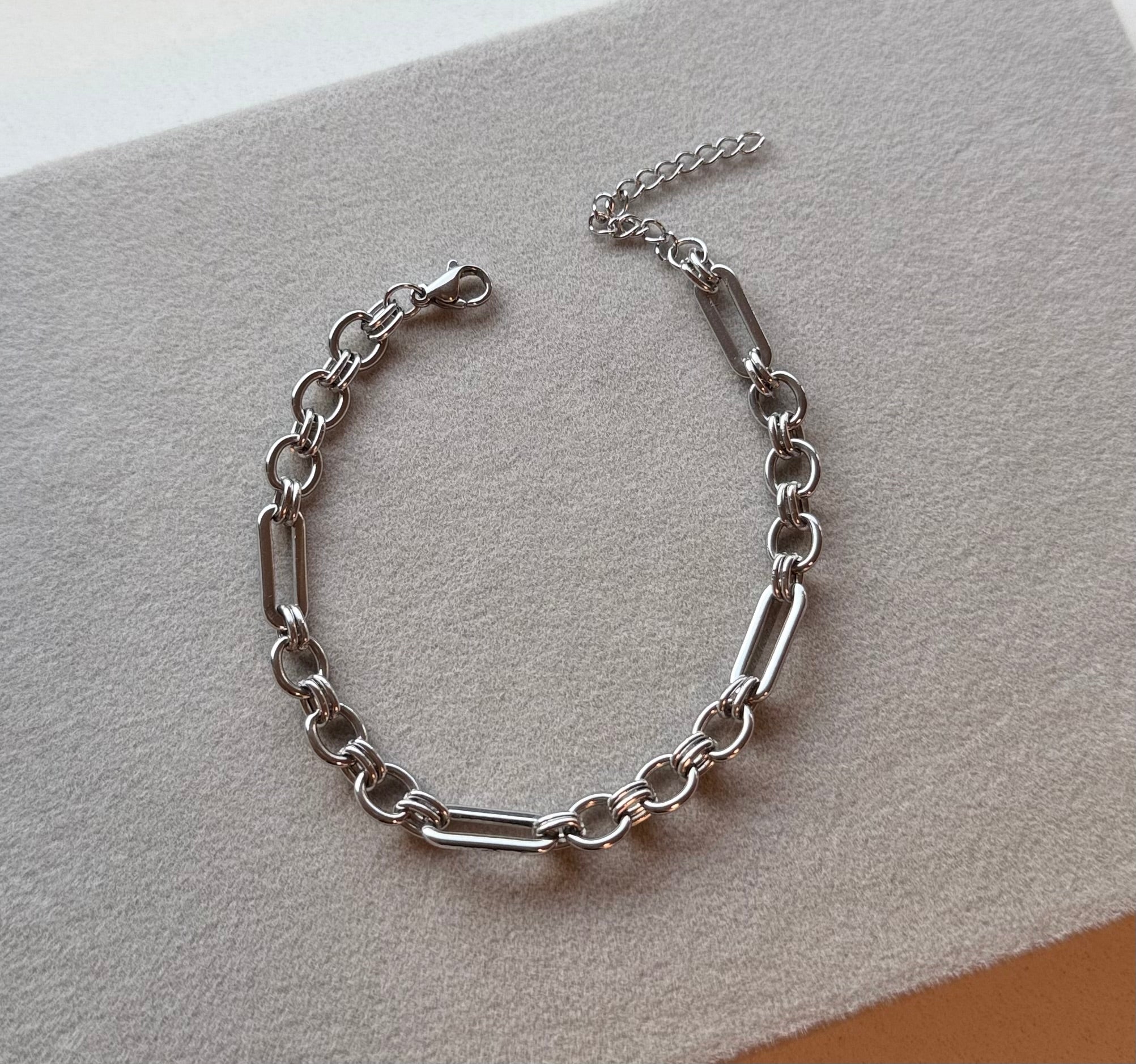 Mira Bracelet