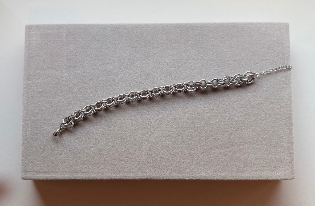 Aster Bracelet