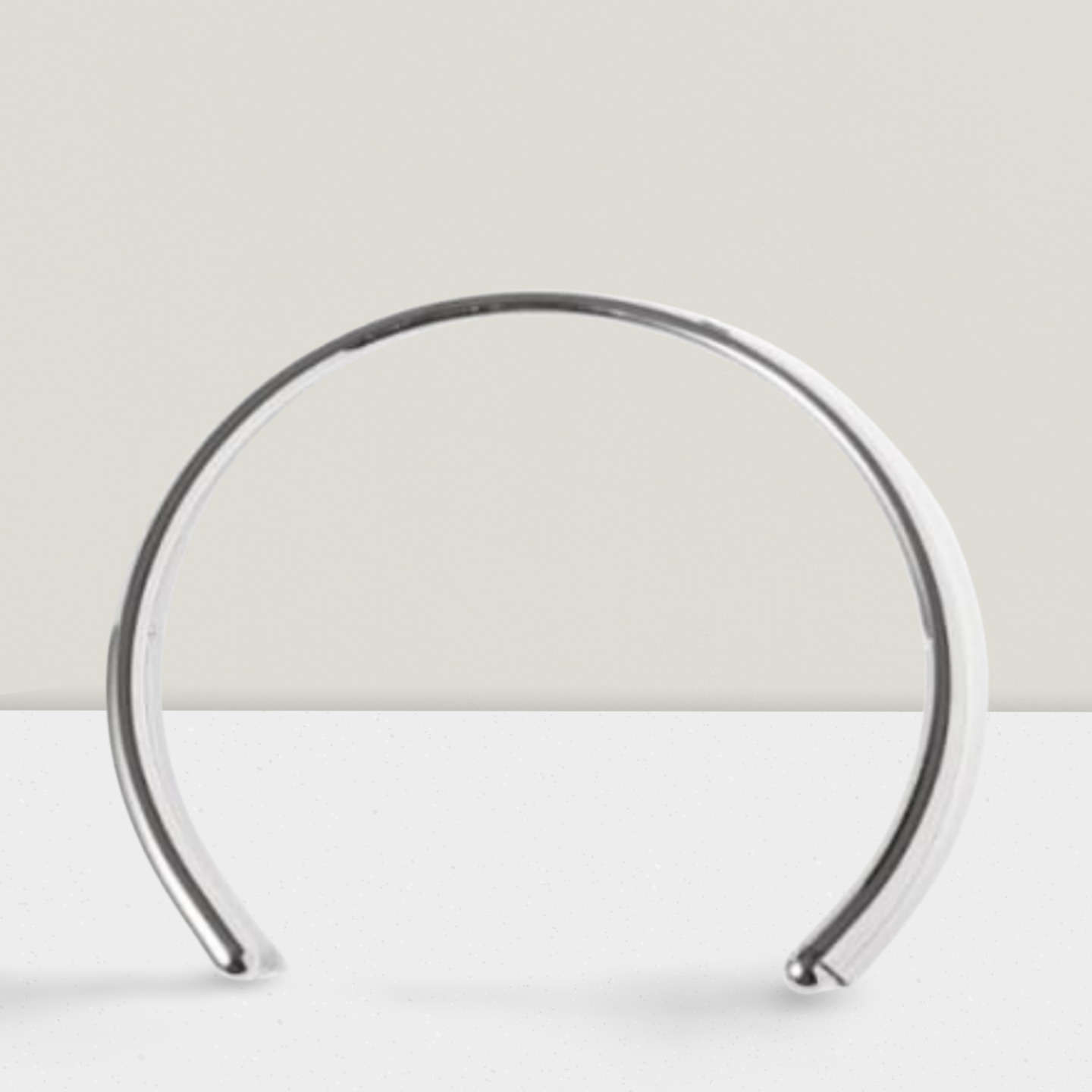 Nysa Necklace in Silver